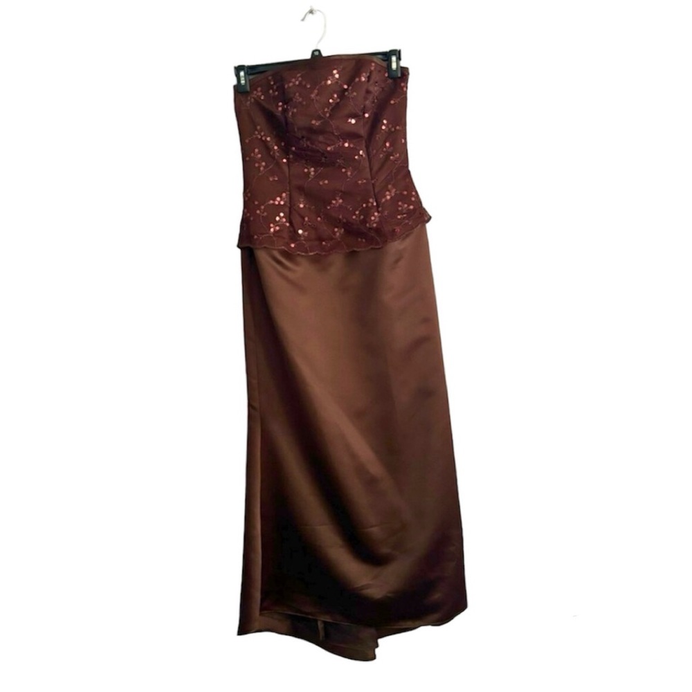Studio Tahari Co. Size 6 Petite Brown Sequinned Strapless Maxi Prom Dress